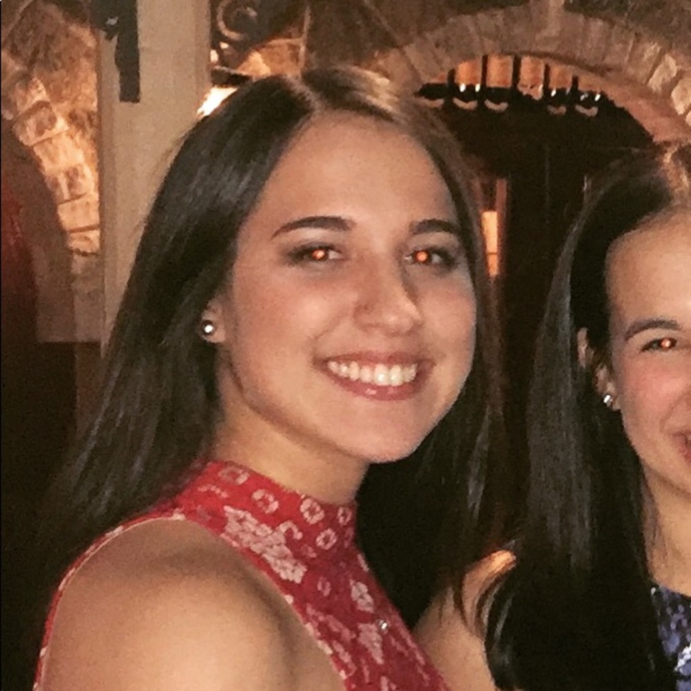 Meet your Posher, Michaela